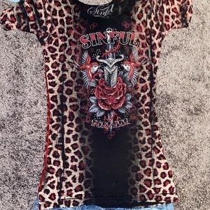 💎Sinful by Affliction shirt💎